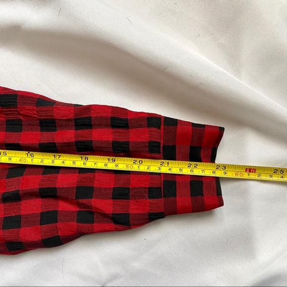 HP⭐️ Vintage 80’s Red and Black Plaid Flannel - Picture 13 of 16